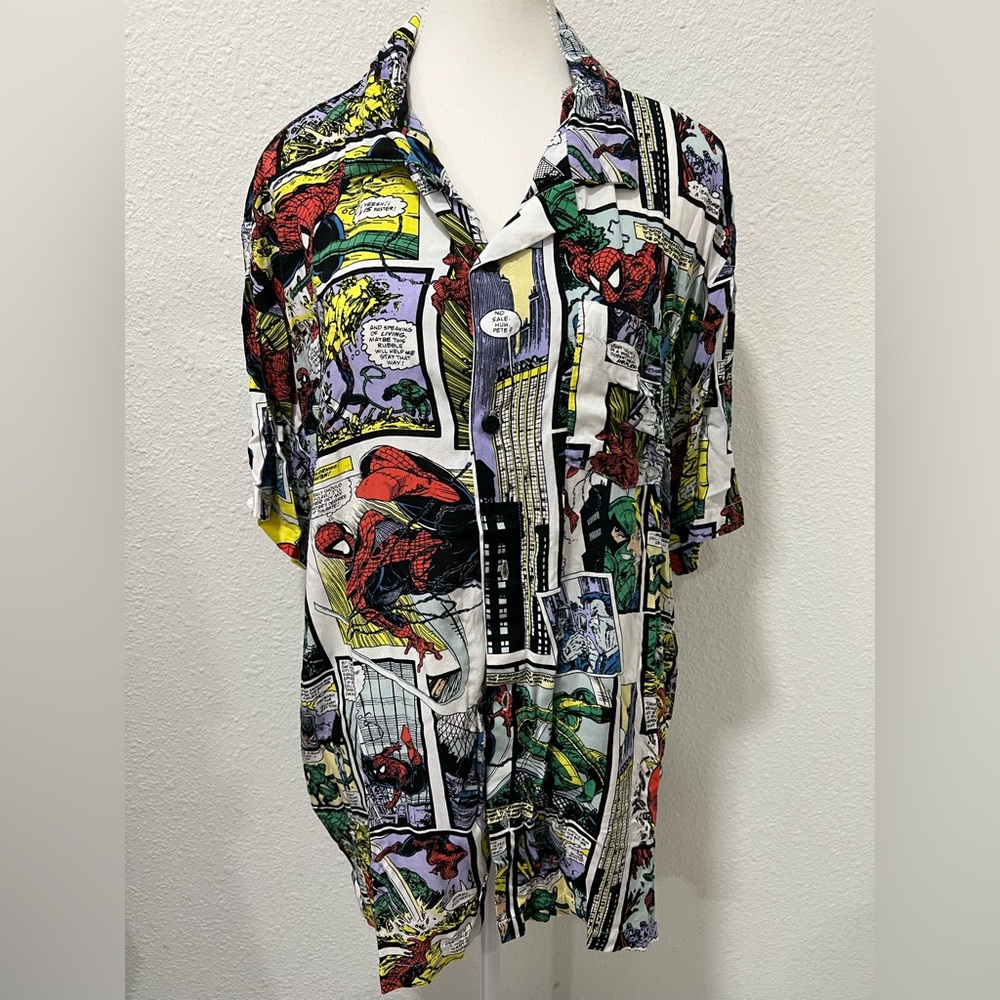 MARVEL Spiderman Comic Graphic Button Up Shirt EUC